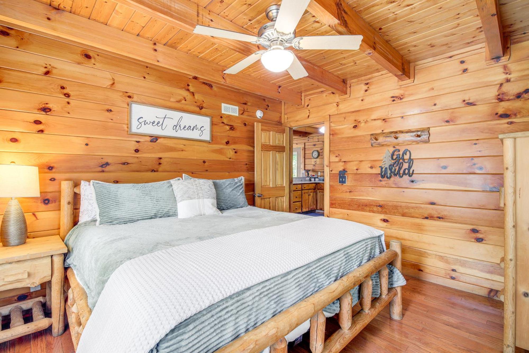 Pigeon Forge Cabin Premier Location And Hot Tub Bagian luar foto