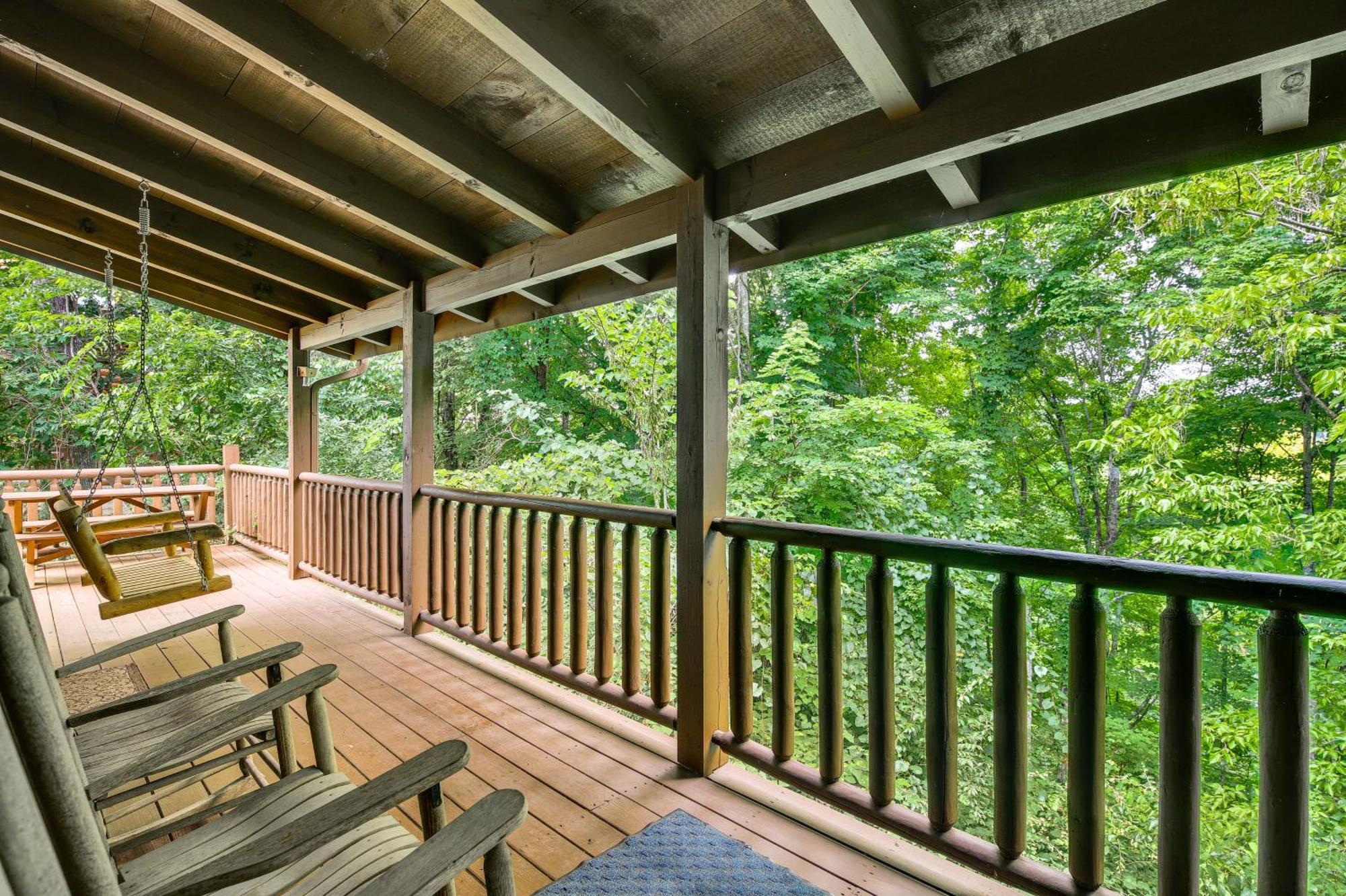 Pigeon Forge Cabin Premier Location And Hot Tub Bagian luar foto