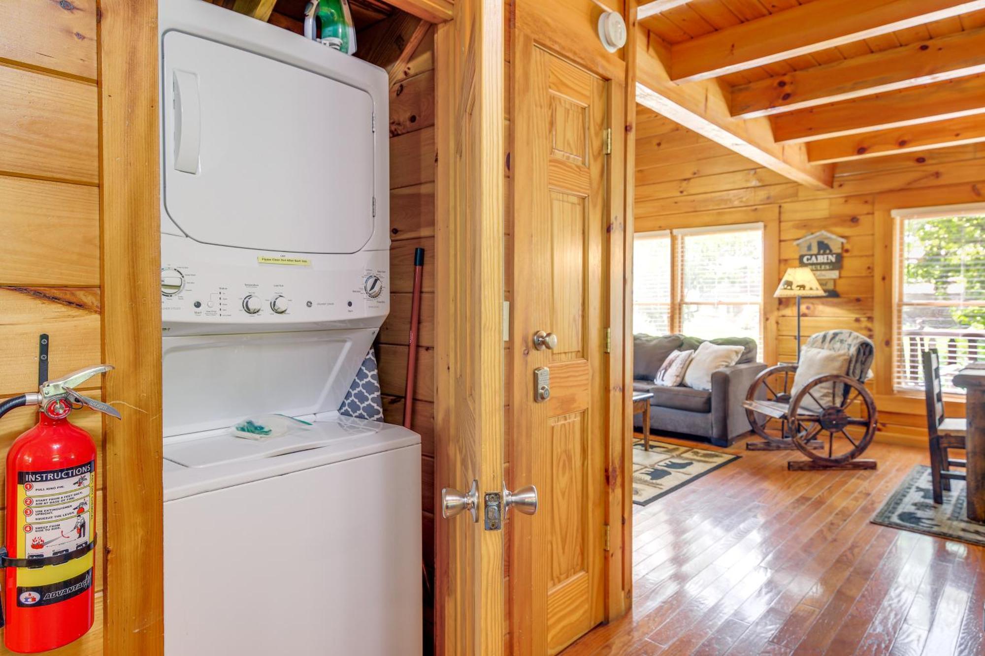 Pigeon Forge Cabin Premier Location And Hot Tub Bagian luar foto