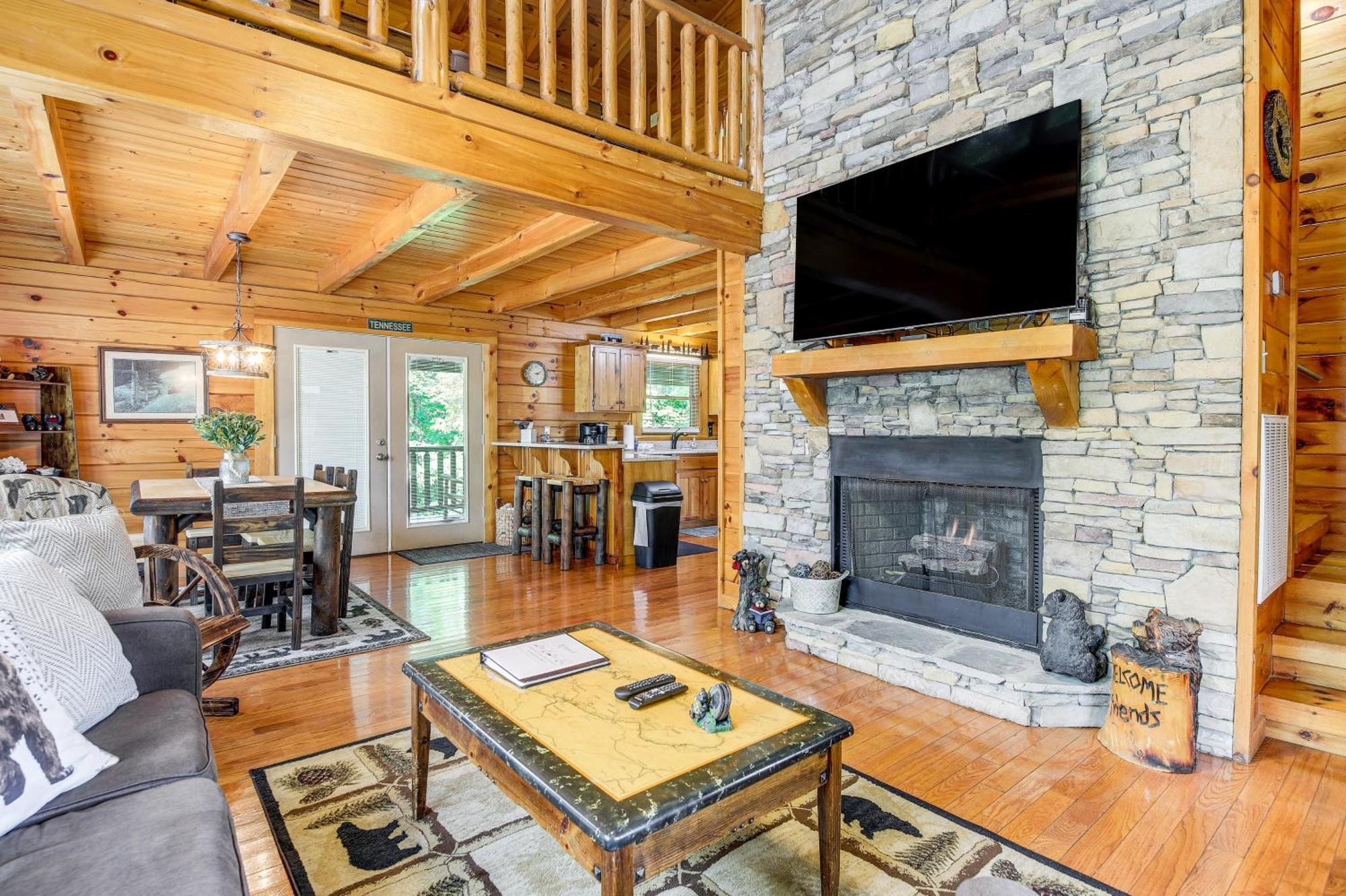 Pigeon Forge Cabin Premier Location And Hot Tub Bagian luar foto