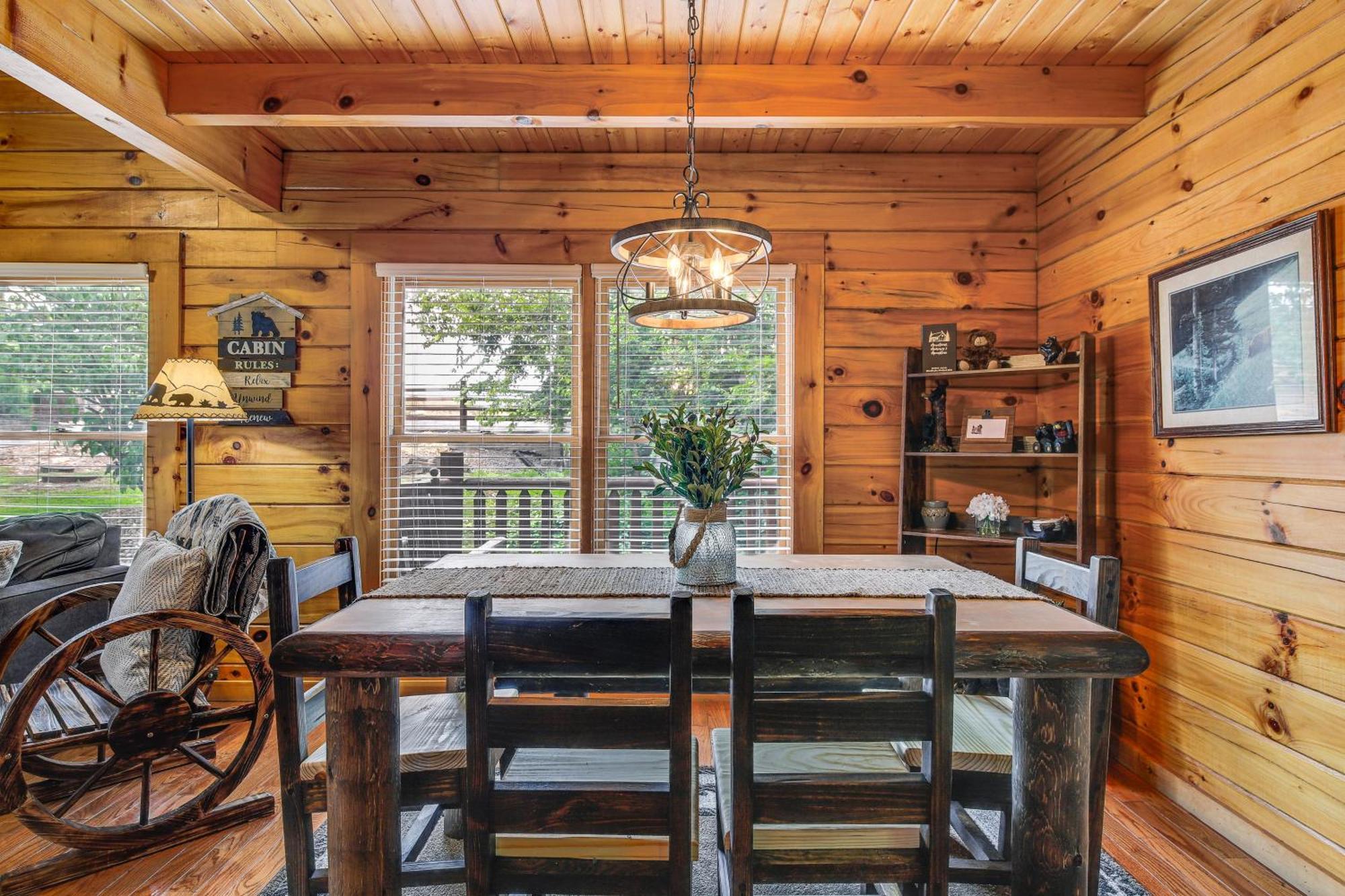 Pigeon Forge Cabin Premier Location And Hot Tub Bagian luar foto